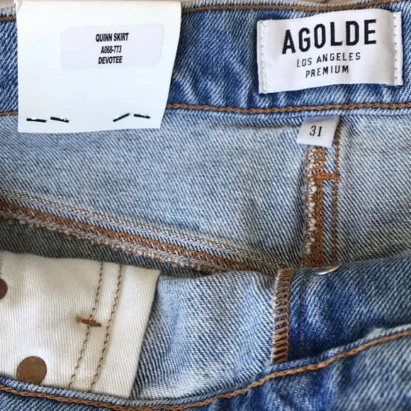 AGOLDE Quinn High Rise Mini Skirt in Devotee 31 - Picture 10 of 12